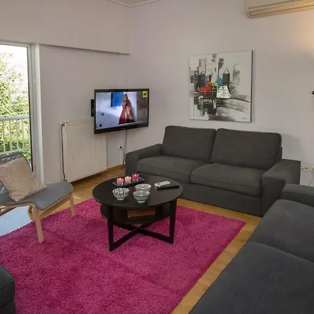Familygroupflat-2